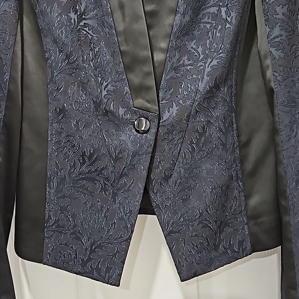 Cache Pantsuit Navy Blue Filigree Pattern - Picture 4 of 8
